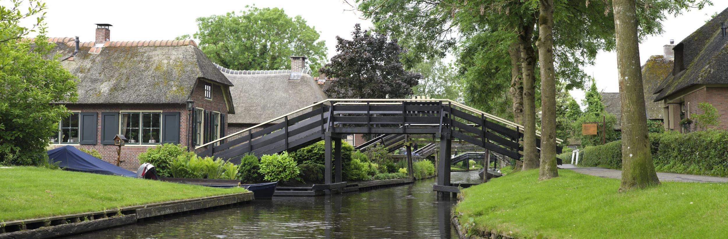 WELCOME TO GIETHOORN